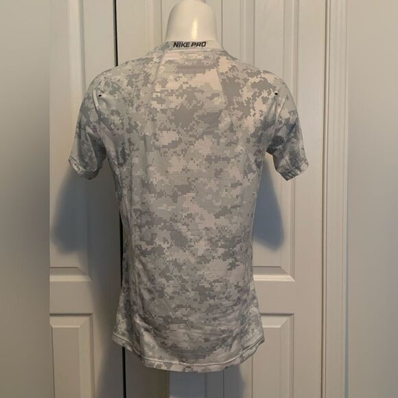 Nike Pro Men's Camouflage T-Shirt - Gray - Picture 2 of 7